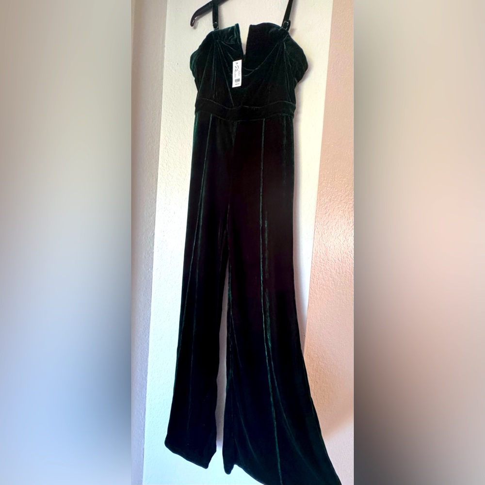 New green velvet jumpsuit with tag